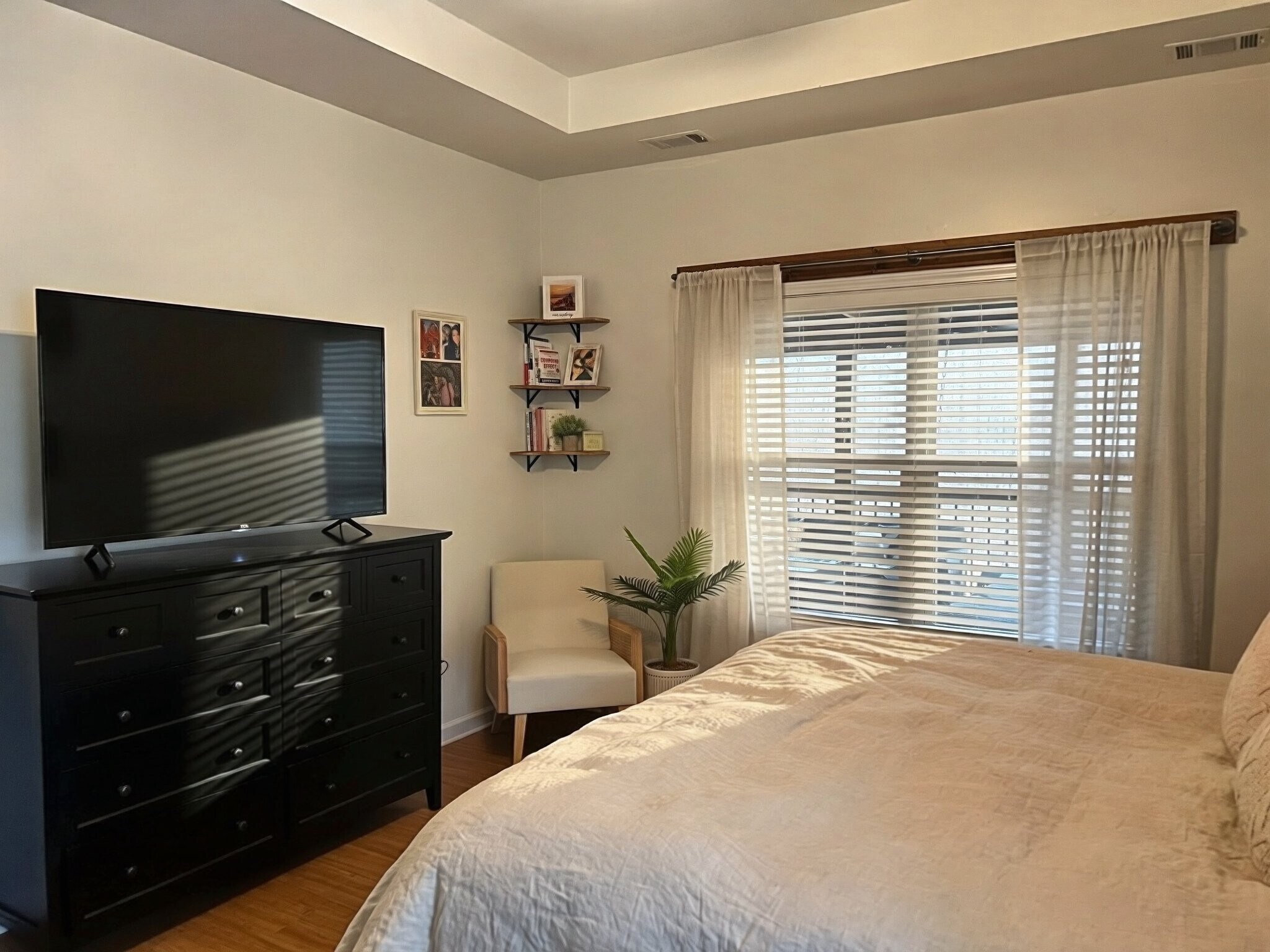 Building Photo - 241 S Chattahoochee Dr