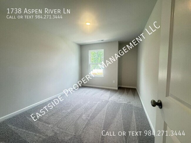 Building Photo - 1738 Aspen River Ln