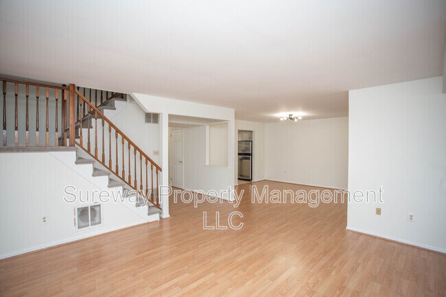 Building Photo - 3 Majestic Way