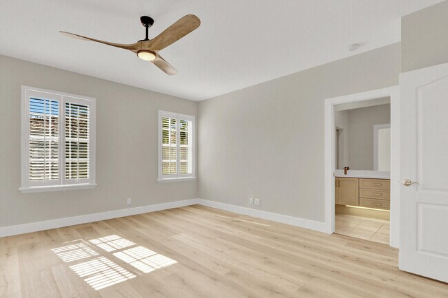 Building Photo - 28 Live Oak Cir