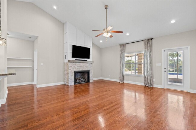Building Photo - 23904 Tullamore Dr