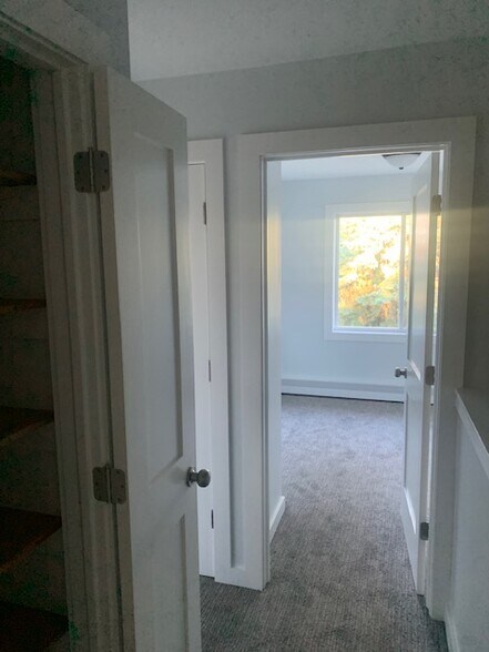 Building Photo - 2309 Longyear Ave