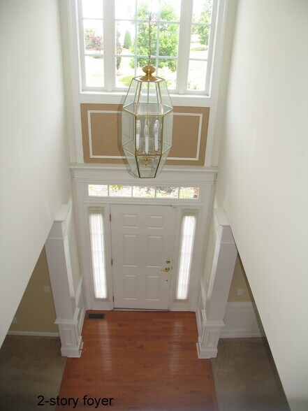 Building Photo - 2812 River Willow Dr