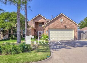 Building Photo - Charming 3-Bed 3-Bath Home with Tornado Sh...