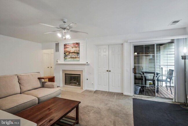 Building Photo - 9259 Cardinal Forest Ln