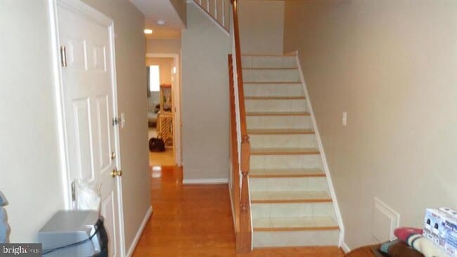 Building Photo - 8823 Montjoy Pl