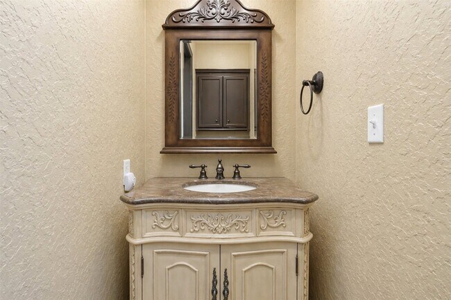 Building Photo - 6915 Sandwedge Point Ct