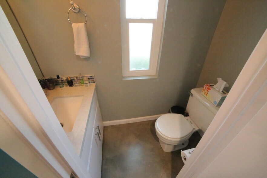 Half Bath - 3512 Del Amo Blvd