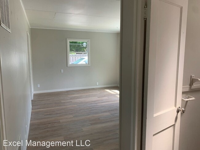 Building Photo - 3 br, 1 bath House - 117 Joyce Ct