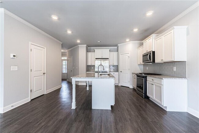 Building Photo - 2414 Morgan Pl Dr