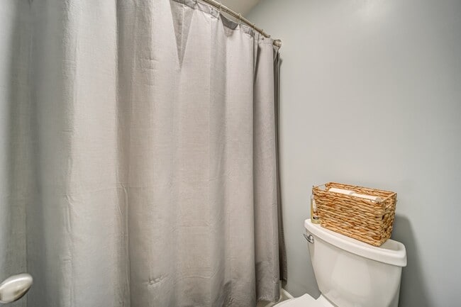 Building Photo - 601 Boyd Mill Ave