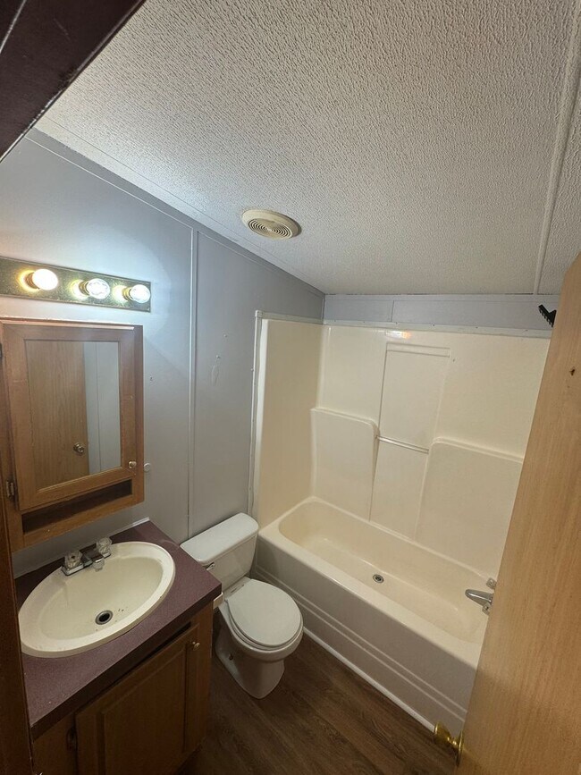 Building Photo - Mobile Home for Rent to Own