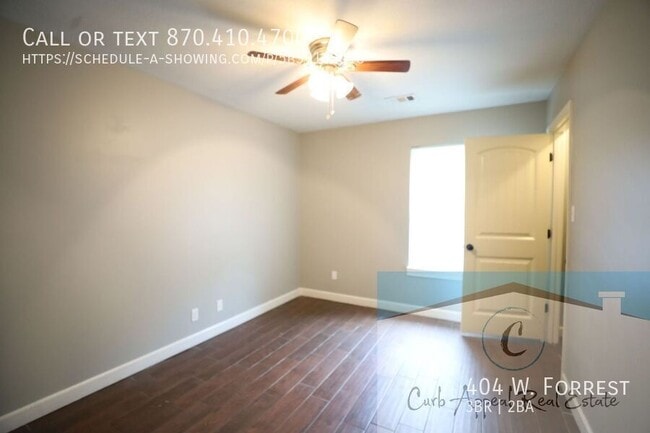 Building Photo - 404 W. Forrest-