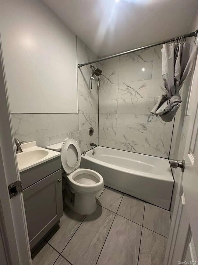 Building Photo - 51 Greenwich Ave