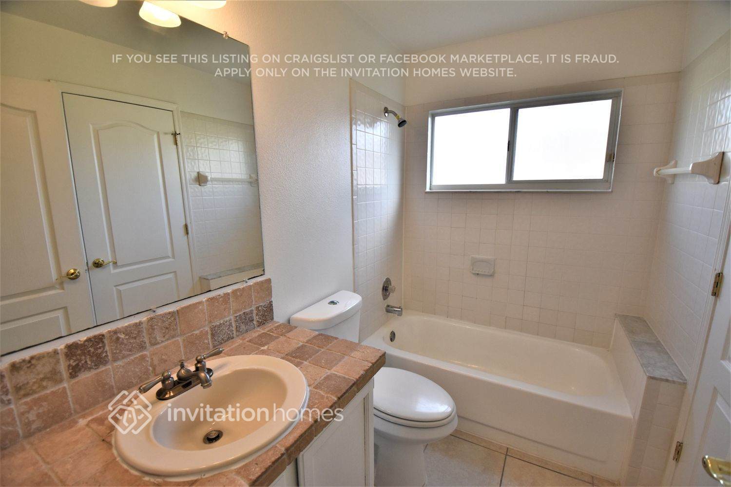 Building Photo - 2903 Roxbury Ct