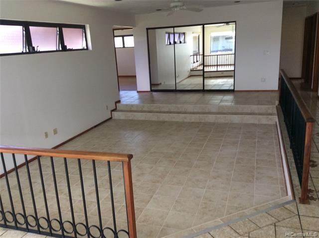 Building Photo - 1580 Ala Hahanui St