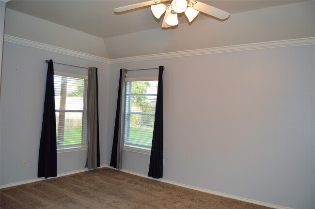 Building Photo - 17115 Sheffield Pines Ln