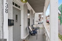 Building Photo - 138 Hall St