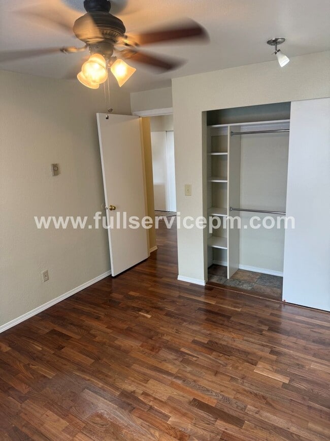 Building Photo - Seattle's Best Kept Secret