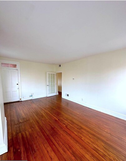 Building Photo - Welcome Home!