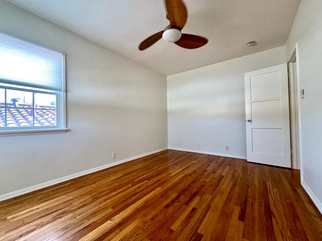 Bedroom - 2938 Rowena Ave