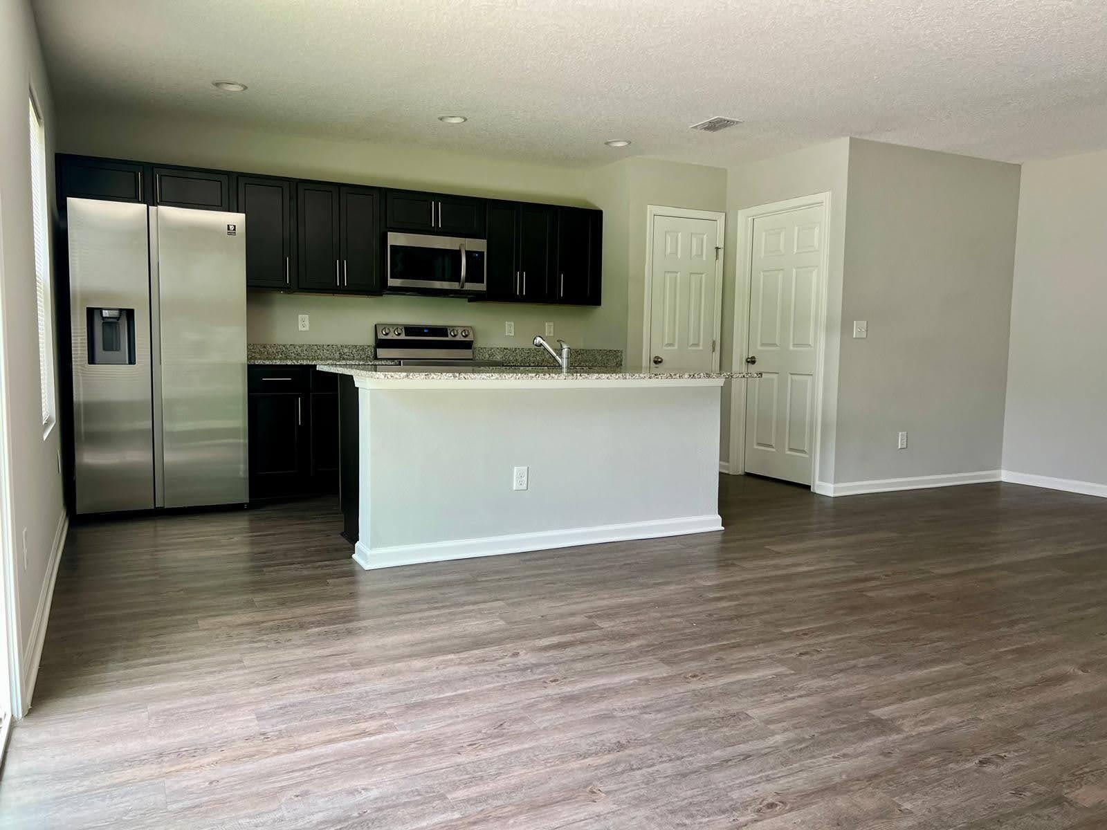 Kitchen - 8514 Peach St