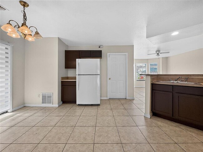 Building Photo - 314 Chicago Woods Cir