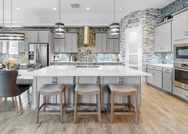 Building Photo - 12845 Satin Lily Dr