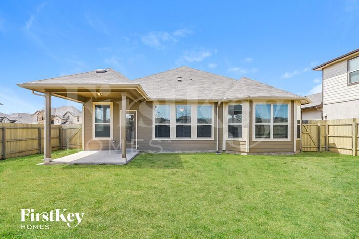 Building Photo - 12406 Serenity Farm