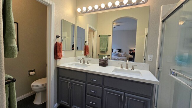 Building Photo - Single Story South Reno Home in Gated Community