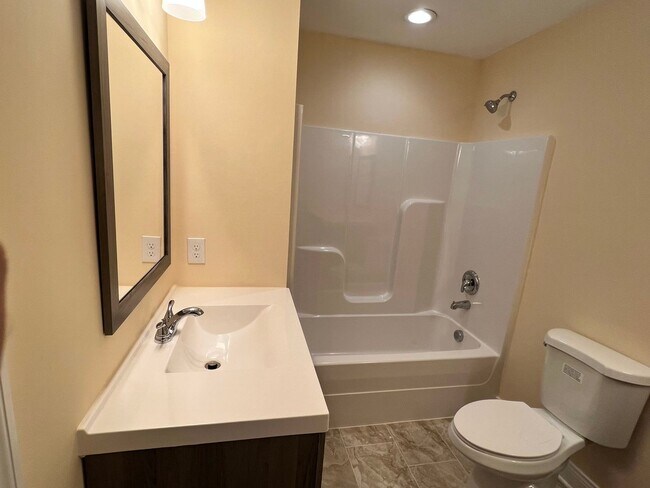 Building Photo - Stunning, Modern 4-Bed / 2.5-Bath Home for Rent – Less Than 20 Minutes to Downtown!