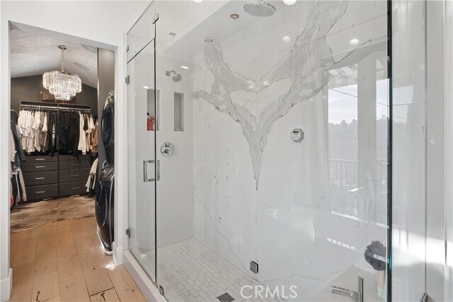 Building Photo - 3642 Alta Mesa Dr