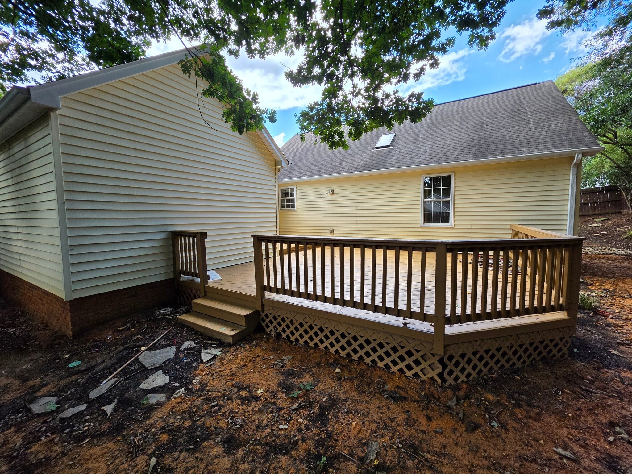 Building Photo - 503 Dunwoody Dr