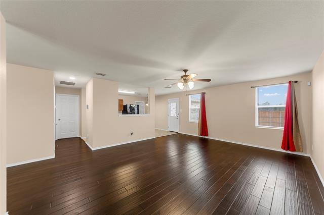 Building Photo - 2805 Lake Terrace Dr