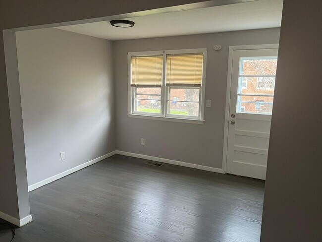 Interior Photo - Wallingford Ventures 286 LLC