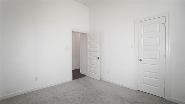 Building Photo - 3031 Aqueduct Ave