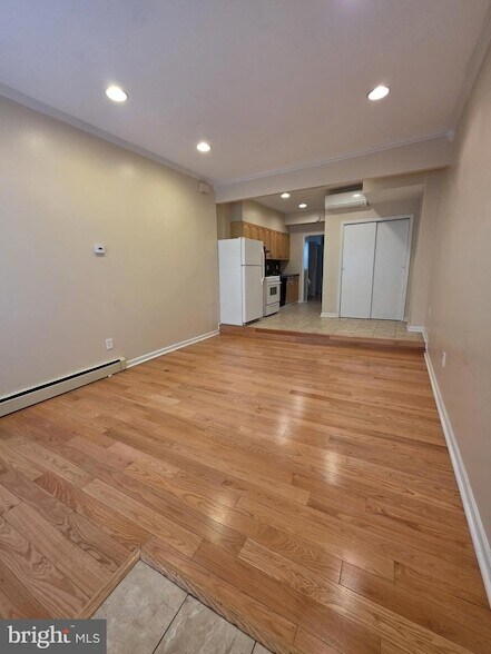 Building Photo - 1153 S 11th St