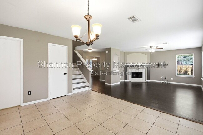 Building Photo - 21103 N Valley Ct