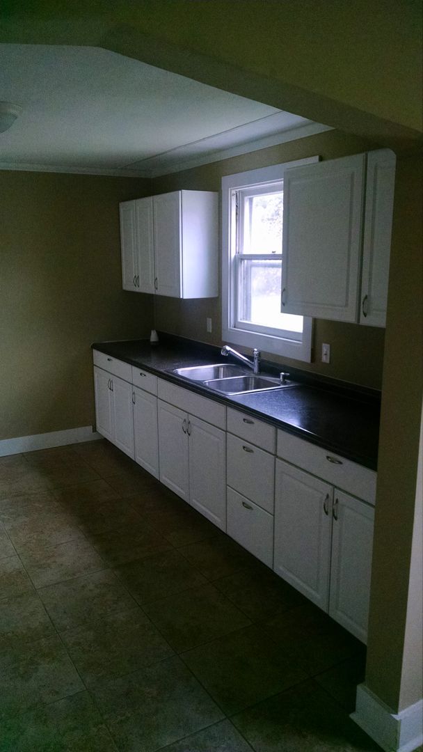 Building Photo - 3 Bedroom 1 Bathroom Home in Sumas, WA