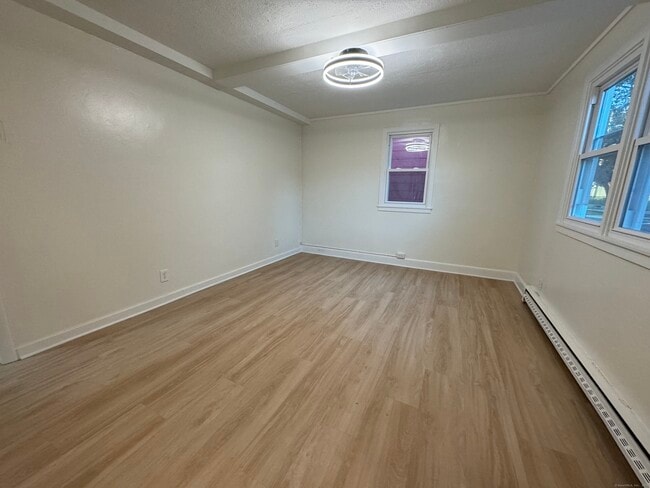 Building Photo - 56 Covington St