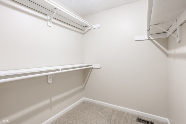 Building Photo - 6130 Bethesda Way