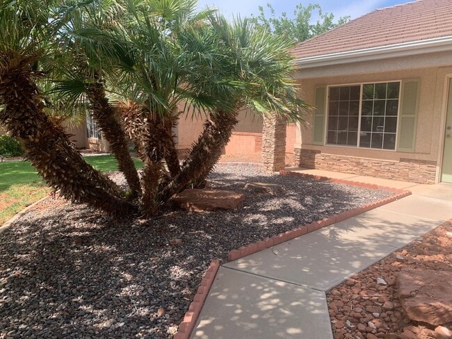 Building Photo - Cozy Ivins Home!