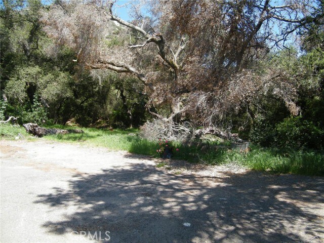 Building Photo - 26210 N Lake Wohlford Rd
