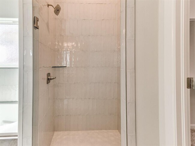 Building Photo - 13400 Sandoval Blvd