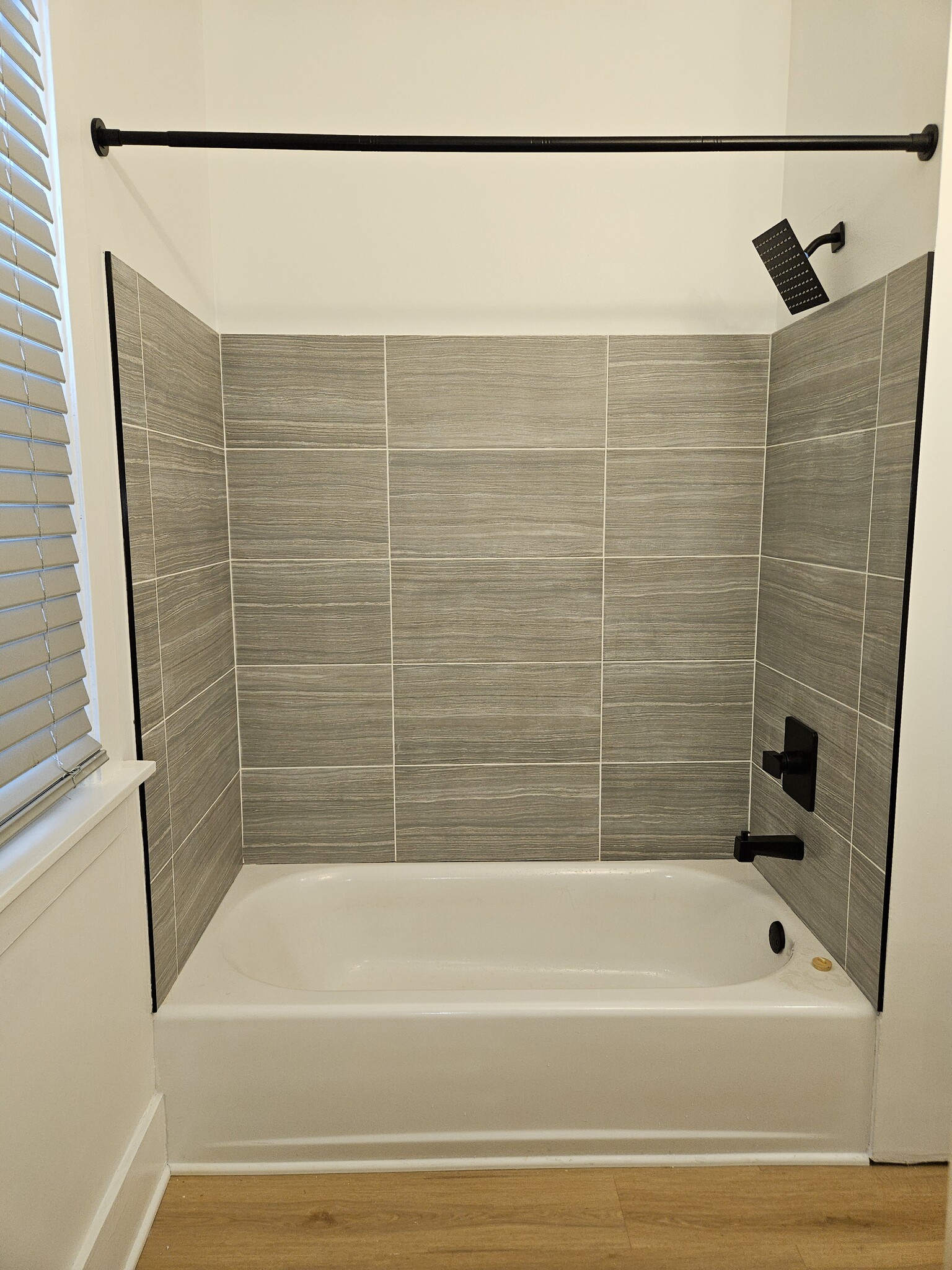 Bathtub with Shower - 5706 22nd Ave