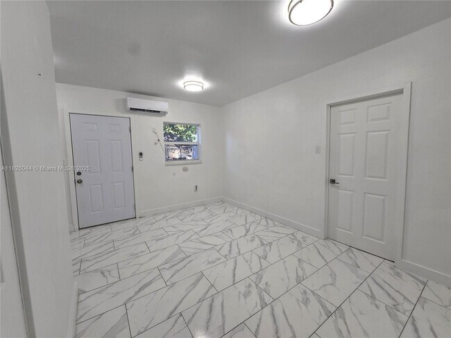 Building Photo - 1230 NW 70th St