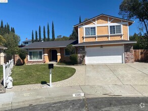 Building Photo - 1315 Provence Ct