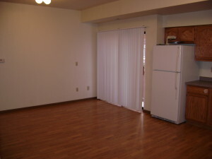 Building Photo - 307 E College St