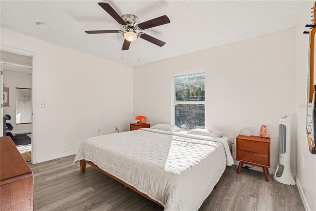 Building Photo - 4440 W Pintor Pl