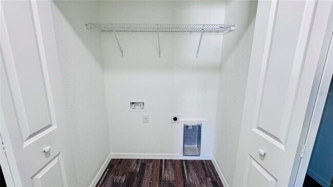 Building Photo - 27063 Washington St